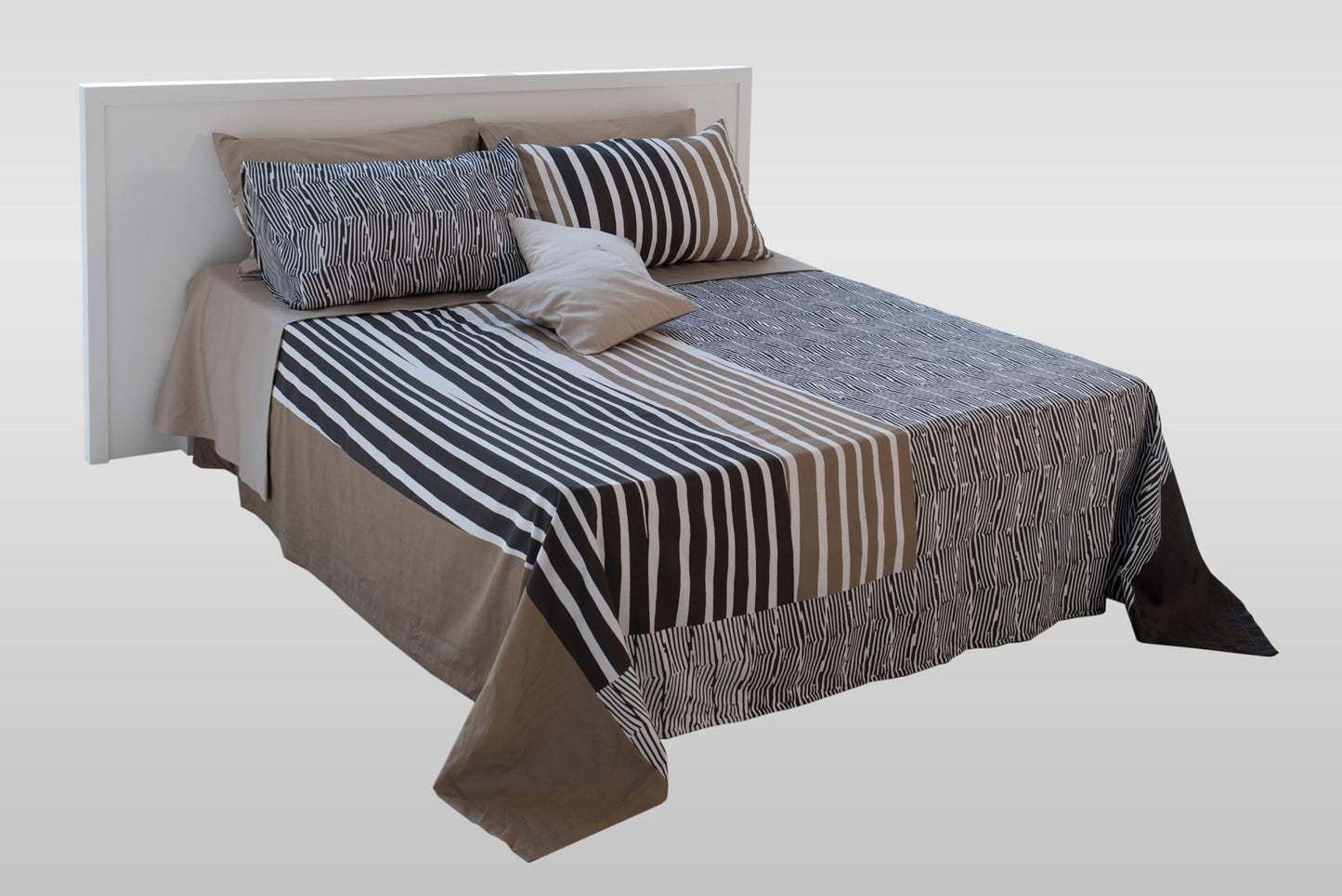 Copriletto Etnichic moro + 2 Federe